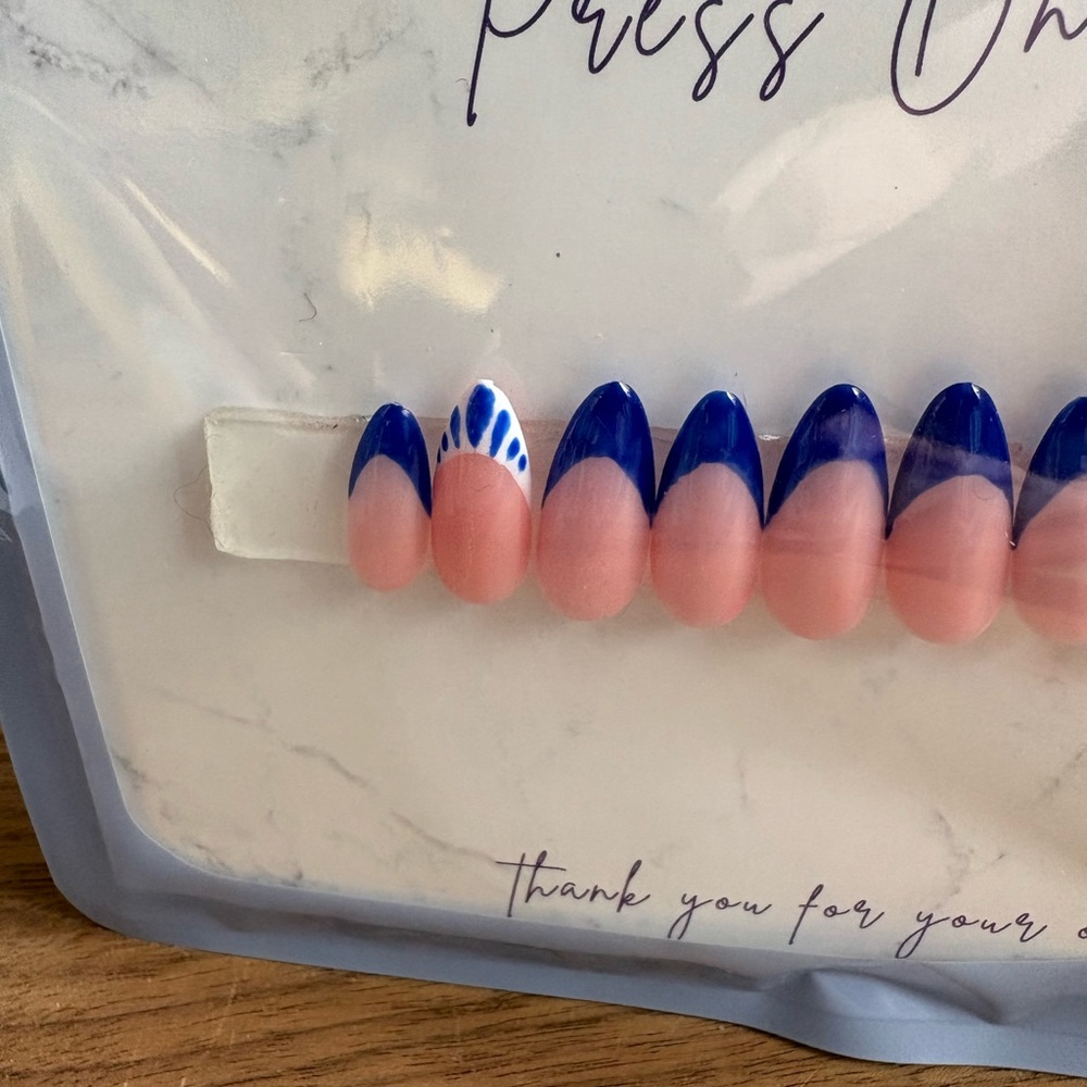 Hand Crafted Coral Press-On Nails